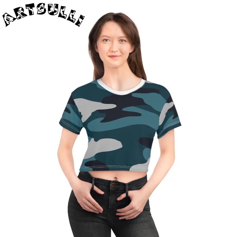 JAKKOUTTHEBXX Blue Camouflage Crop Tee (AOP) JAKKOUTTHEBXX Artsulli