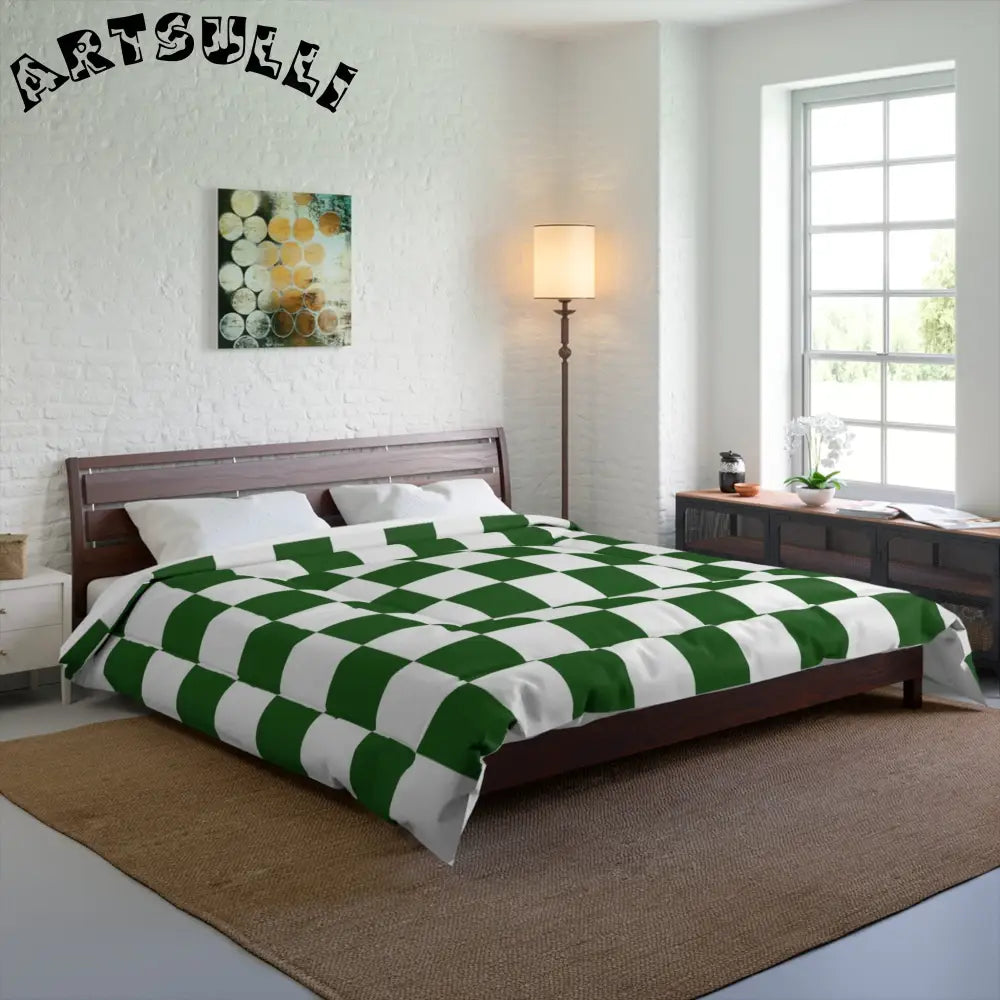 JAKKOUTTHEBXX Checkerboard White and Dark Green Comforter