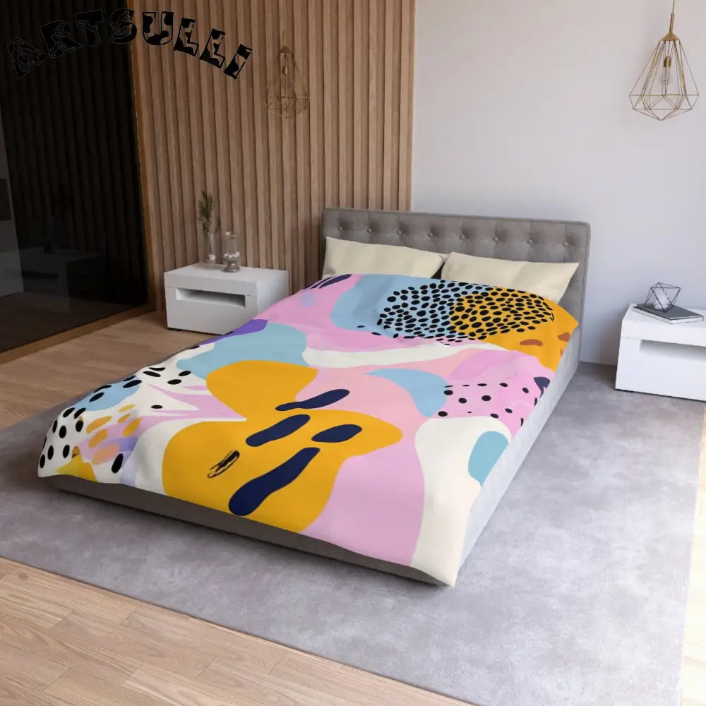 JAKKOUTTHEBXX Colorful Abstract Dots and Shapes Microfiber Duvet