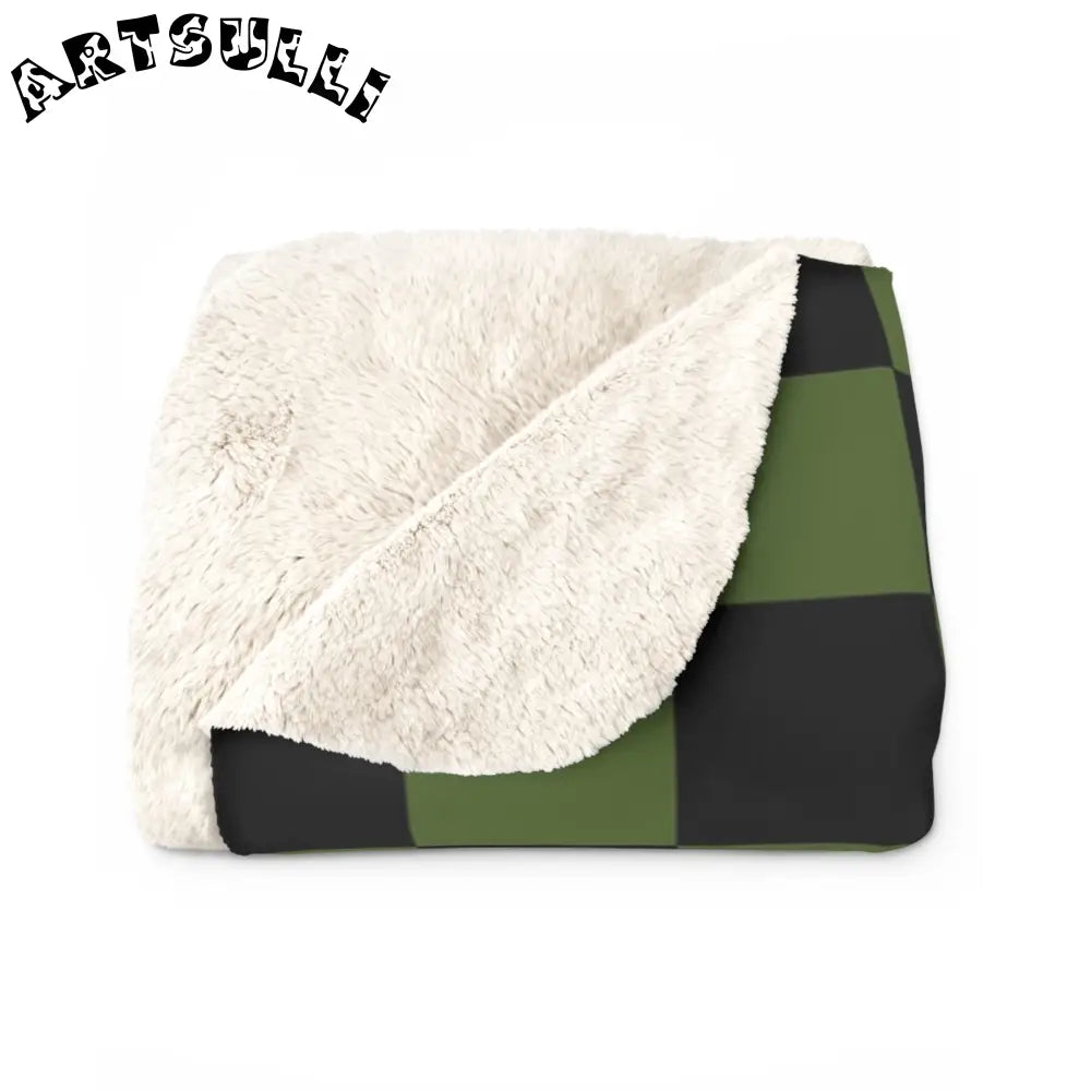 JAKKOUTTHEBXX Checkerboard Olive Green and Black Sherpa Fleece