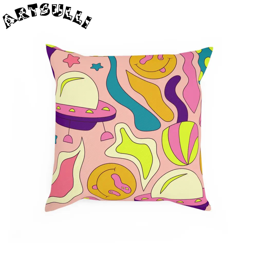 JAKKOUTTHEBXX Trippy Spaceships Pink Cushion JAKKOUTTHEBXX Artsulli