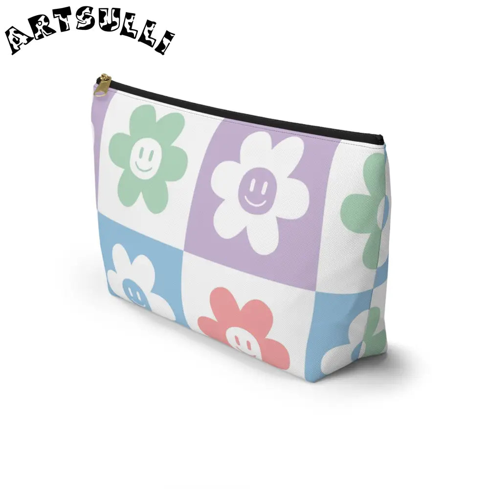 JAKKOUTTHEBXX Smiling Flower Checkerboard T-Bottom Pouch 2025