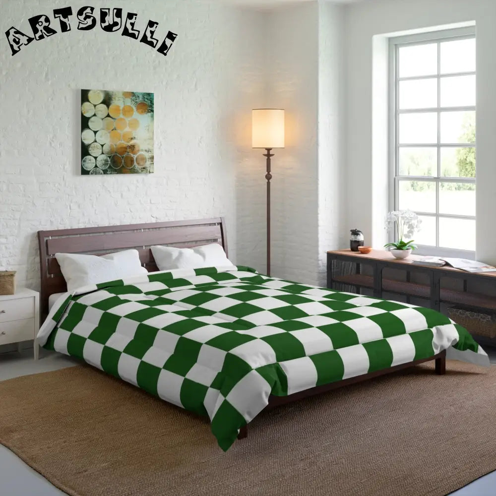 JAKKOUTTHEBXX Checkerboard White and Dark Green Comforter