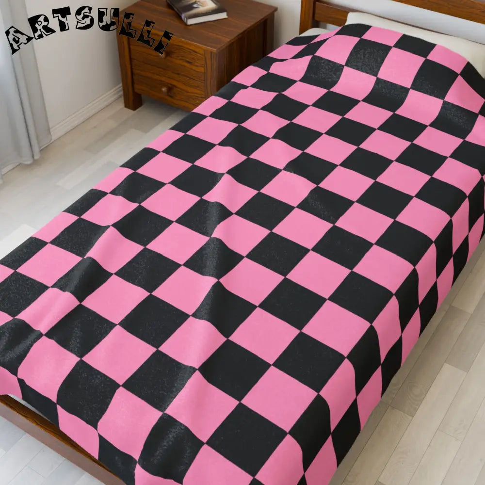 JAKKOUTTHEBXX Checkerboard Black and Pink Velveteen Plush Blanket
