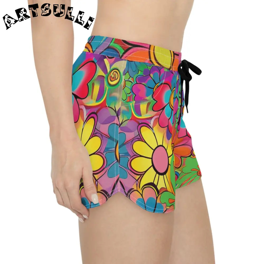 JAKKOUTTHEBXX Chromatic Daisy Dream Women’s Casual Shorts (AOP)