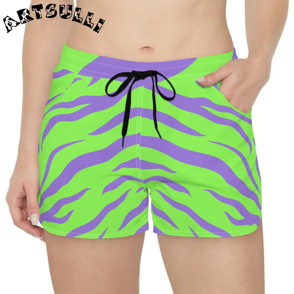 JAKKOUTTHEBXX Tyrannosaurus Print Women’s Casual Shorts (AOP)