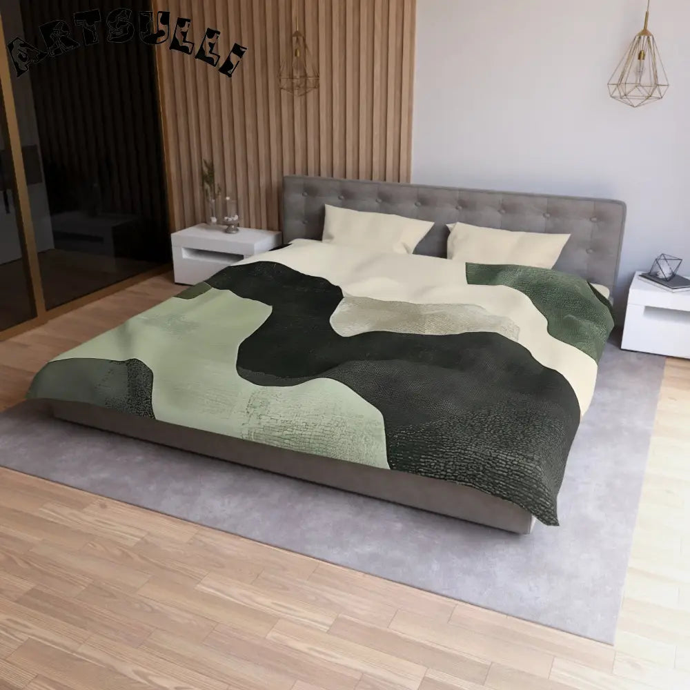 JAKKOUTTHEBXX Abstract Green Black Off White Wavy Pattern Duvet
