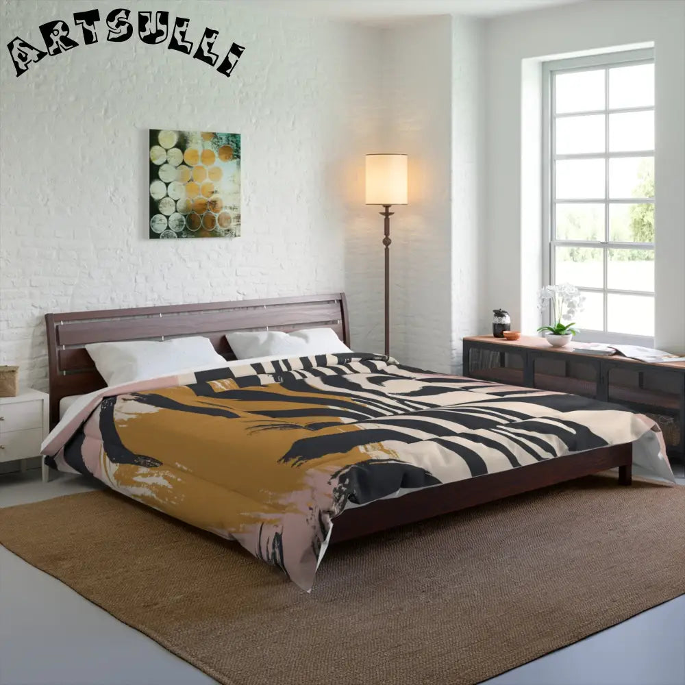 JAKKOUTTHEBXX Art Printed Zebra Brush Strokes Comforter in Pink