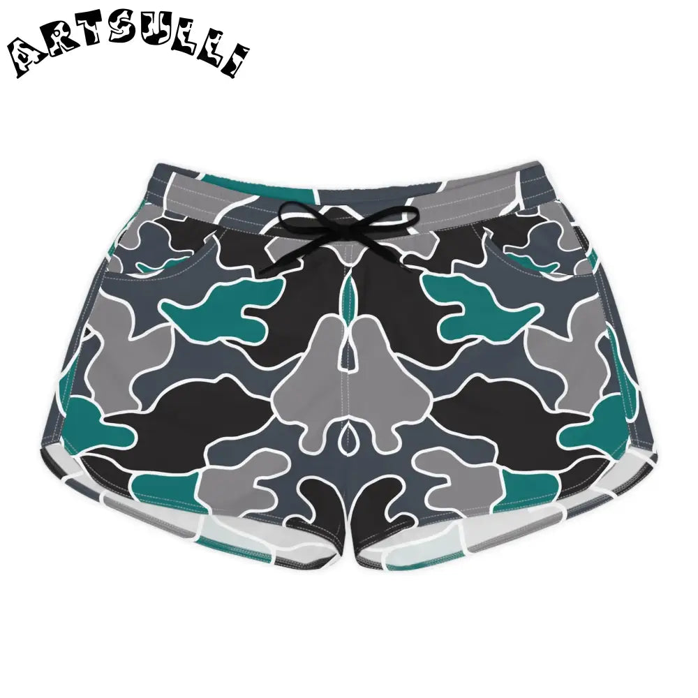 JAKKOUTTHEBXX Surreal Camouflage Women’s Casual Shorts (AOP)