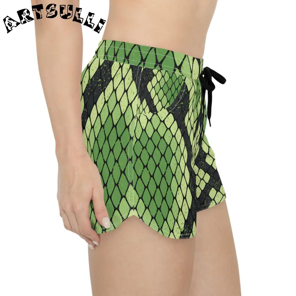 JAKKOUTTHEBXX Snake Skin Women’s Casual Shorts (AOP) JAKKOUTTHEBXX