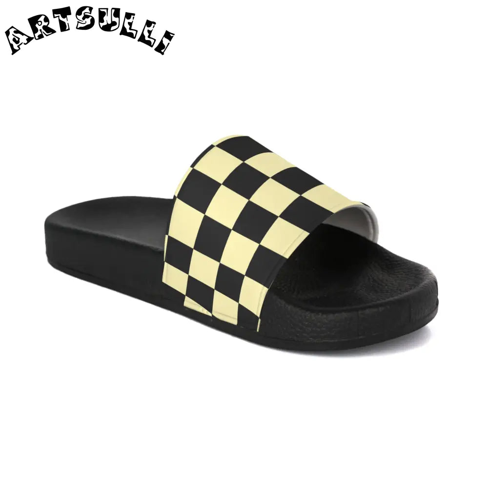 JAKKOUTTHEBXX Short Punchy Checkerboard Black and Yellow Women’s
