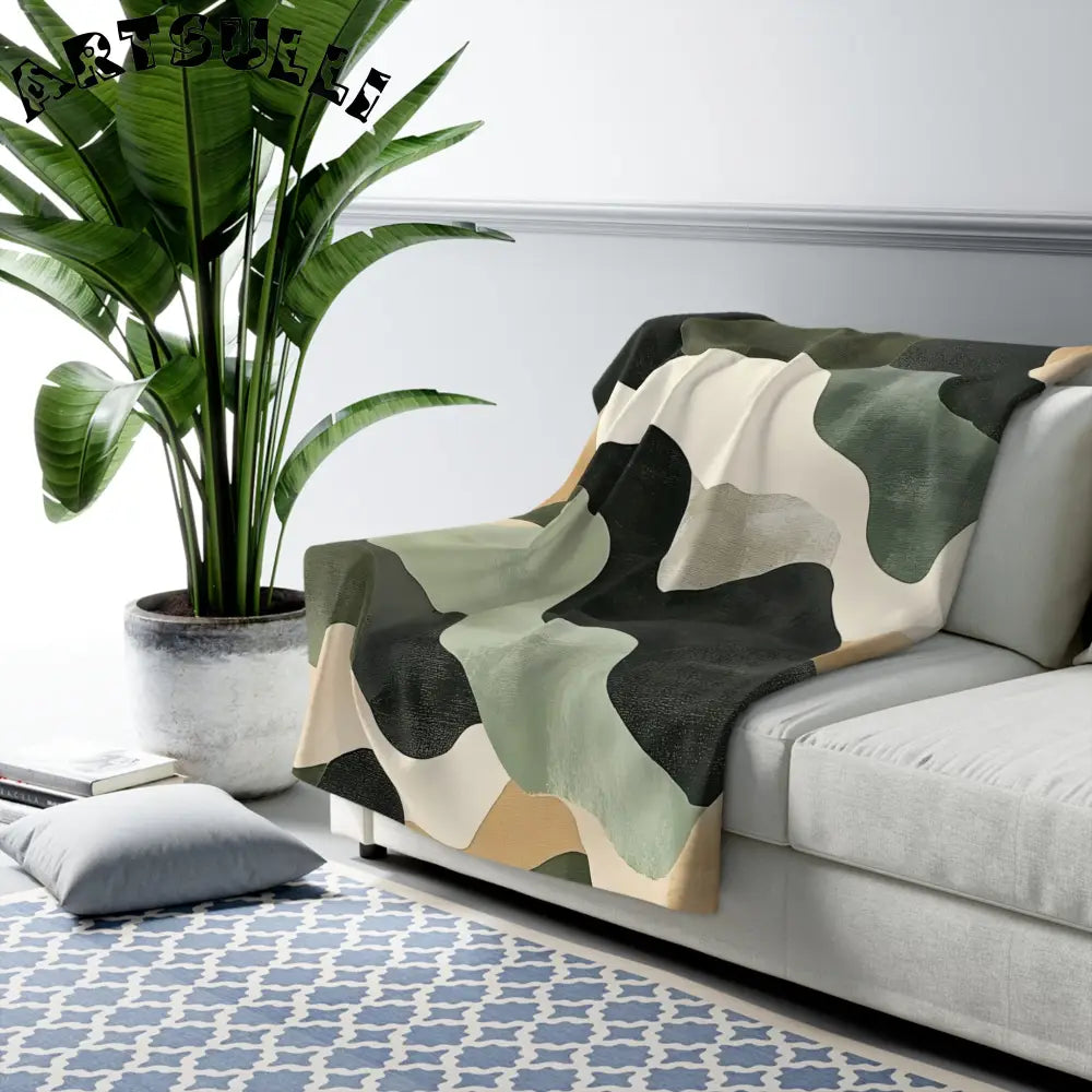 JAKKOUTTHEBXX Abstract Wavy Fleece Blanket Rug Muted Green Black