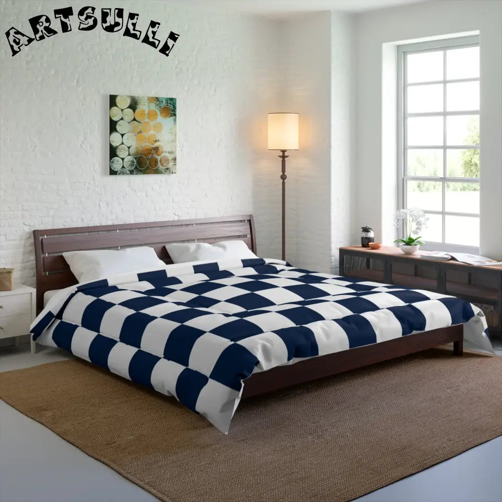 JAKKOUTTHEBXX Checkerboard White and Navy Blue Comforter