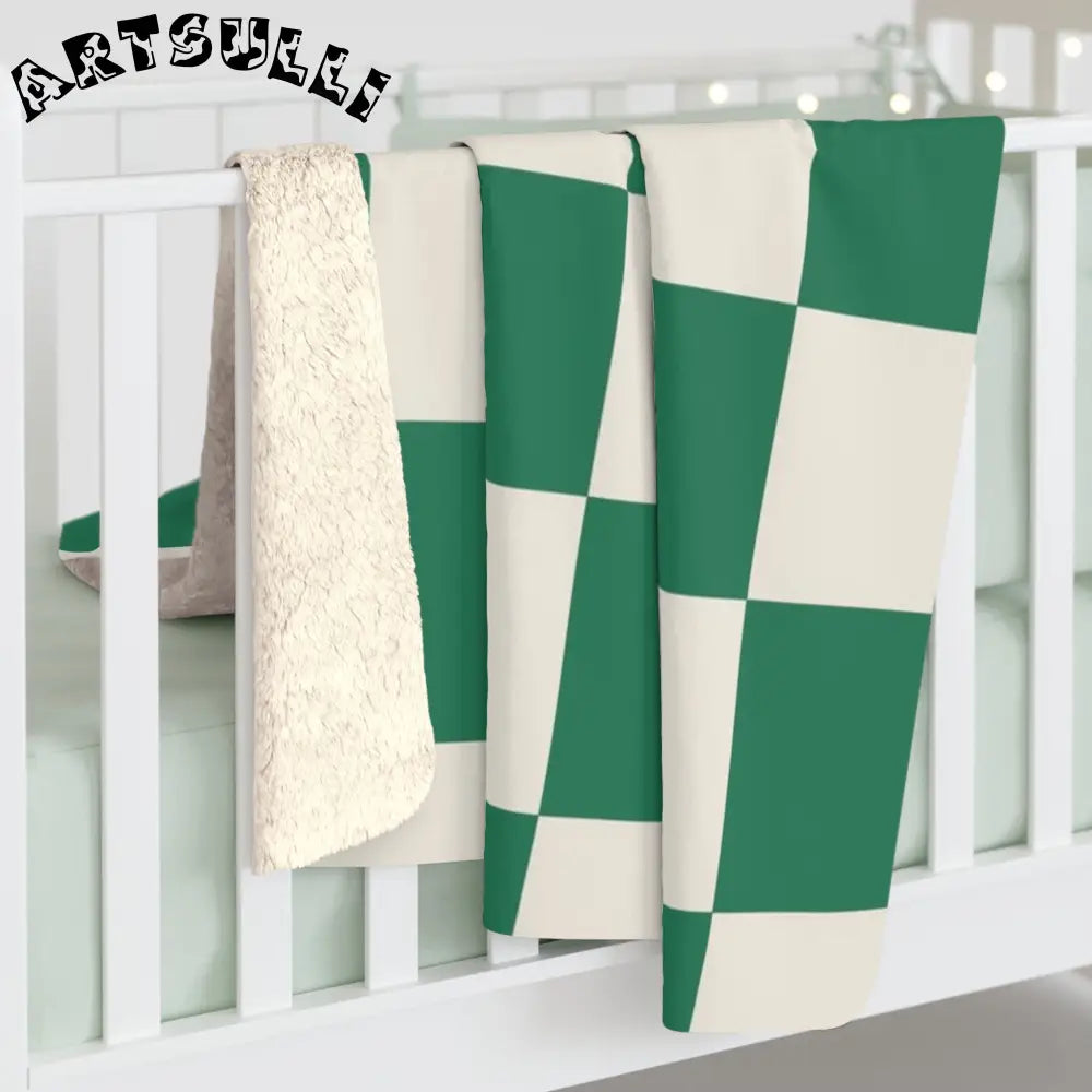 JAKKOUTTHEBXX Checkerboard Dark Green Sherpa Fleece Blanket