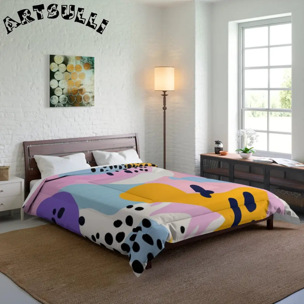 JAKKOUTTHEBXX Colorful Abstract Dots and Shapes Comforter