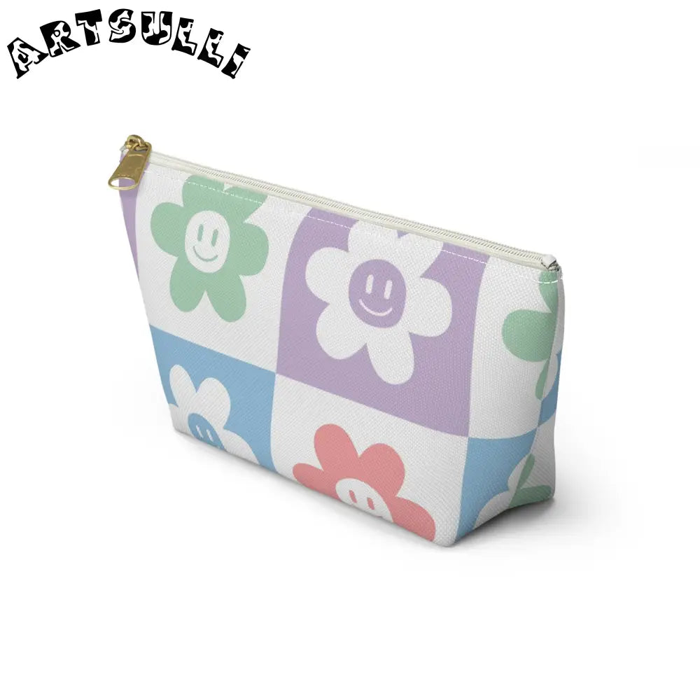JAKKOUTTHEBXX Smiling Flower Checkerboard T-Bottom Pouch 2025