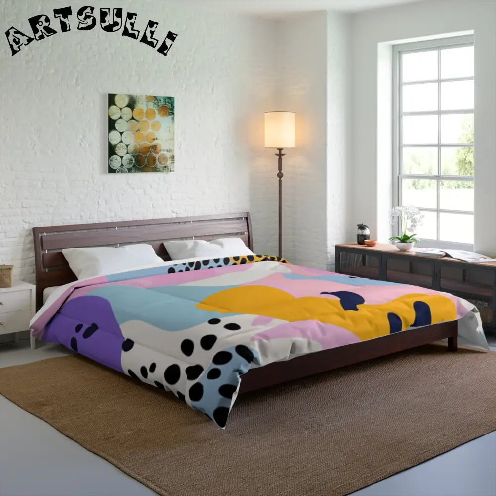 JAKKOUTTHEBXX Colorful Abstract Dots and Shapes Comforter