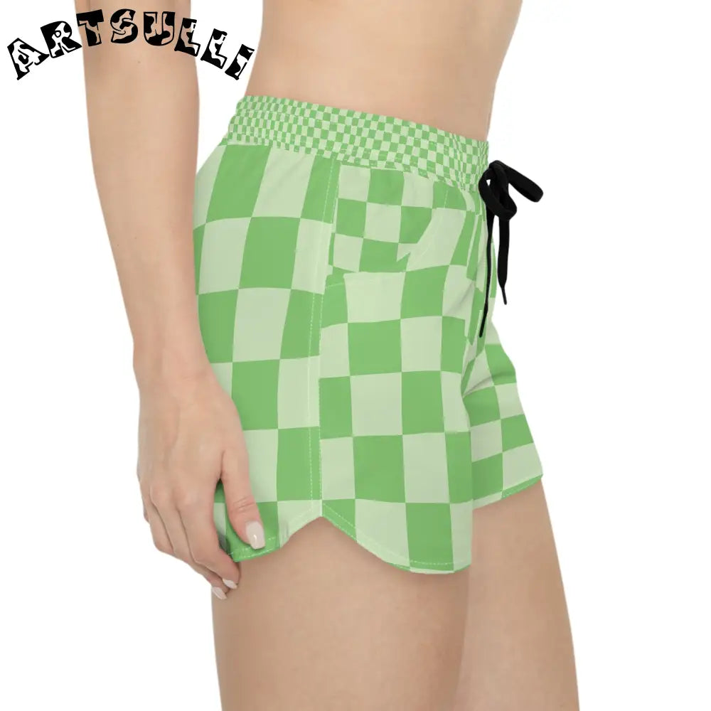 JAKKOUTTHEBXX Checkerboard Green Women’s Casual Shorts (AOP)