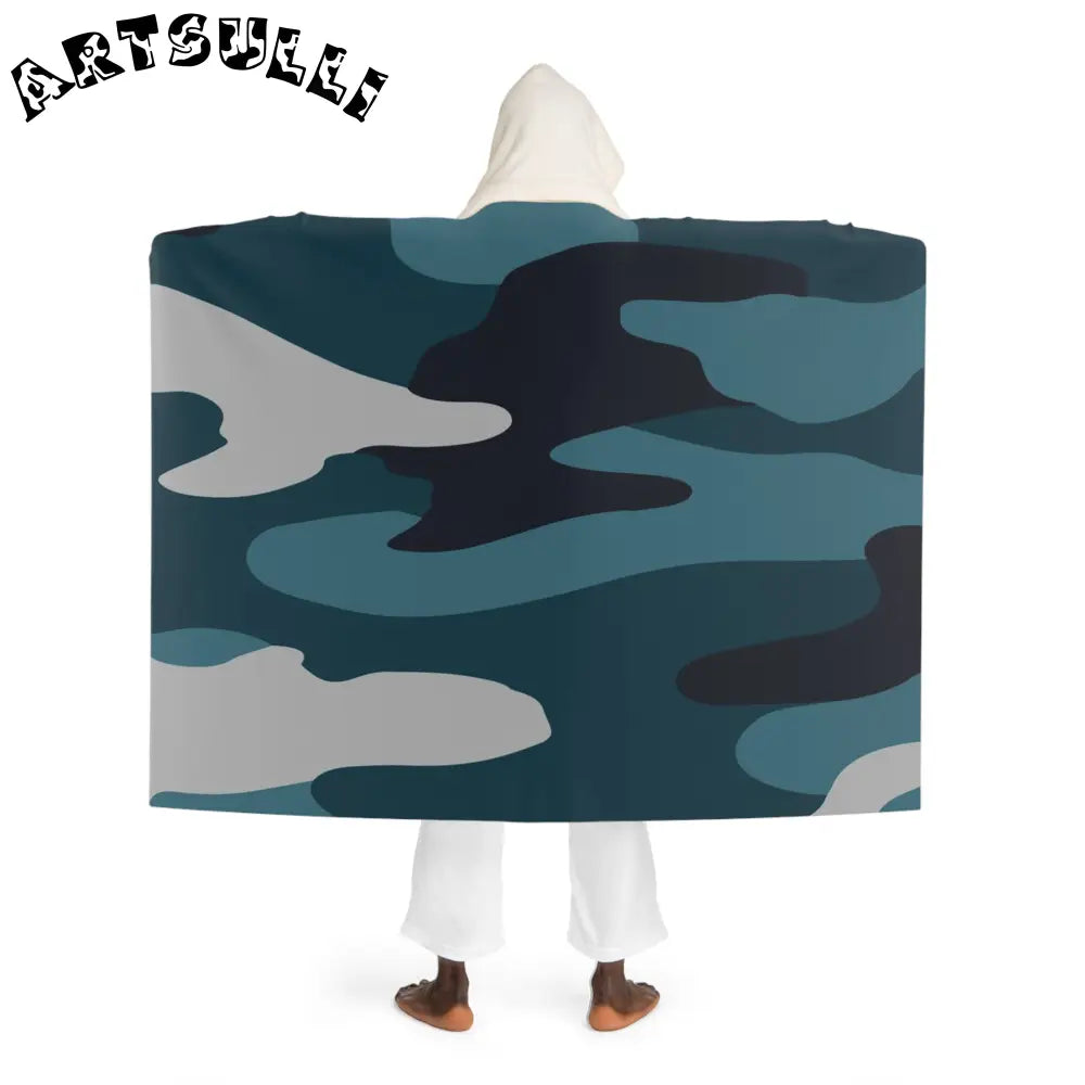 JAKKOUTTHEBXX Blue Camouflage Hooded Sherpa Fleece Blanket