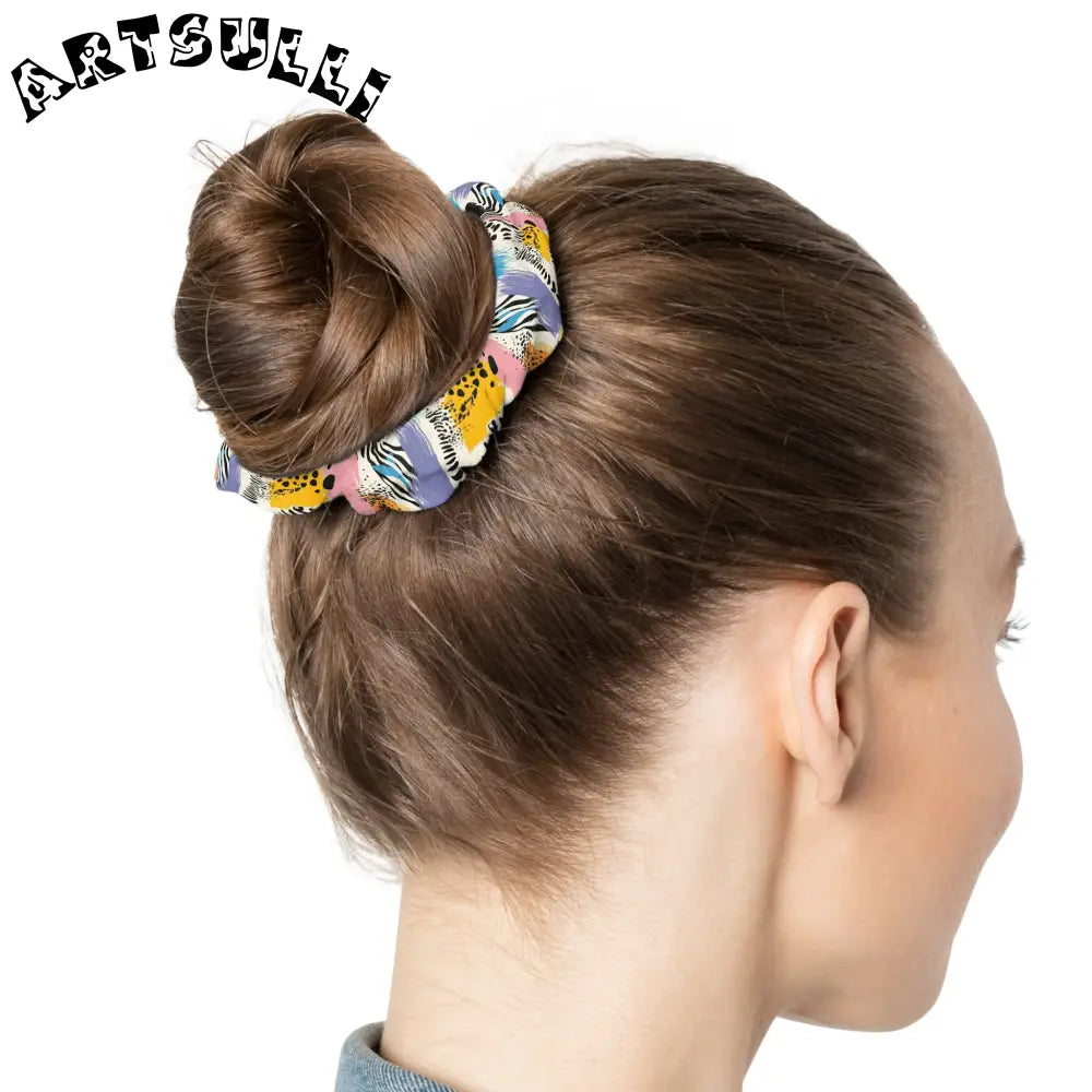 JAKKOUTTHEBXX Rae Zebra Rhapsody Scrunchie JAKKOUTTHEBXX Artsulli