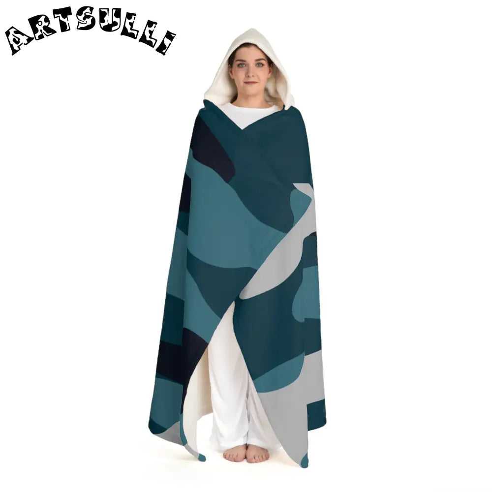 JAKKOUTTHEBXX Blue Camouflage Hooded Sherpa Fleece Blanket
