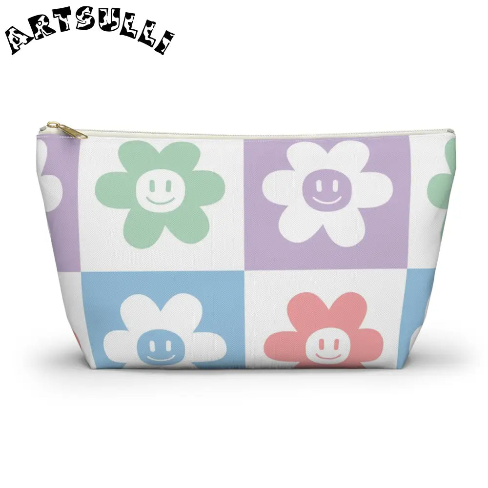 JAKKOUTTHEBXX Smiling Flower Checkerboard T-Bottom Pouch 2025