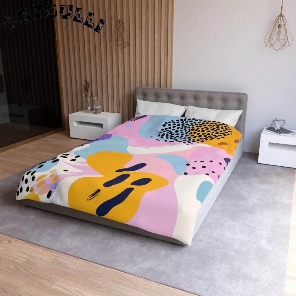JAKKOUTTHEBXX Colorful Abstract Dots and Shapes Microfiber Duvet