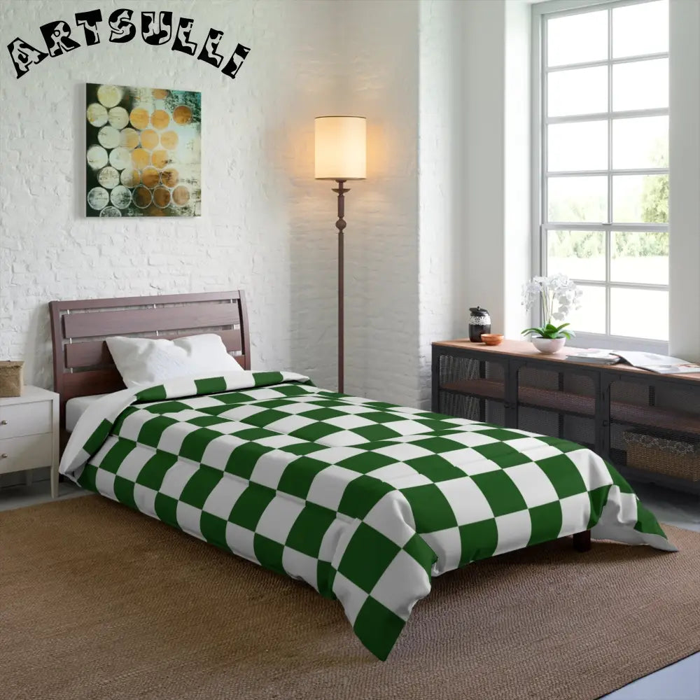 JAKKOUTTHEBXX Checkerboard White and Dark Green Comforter