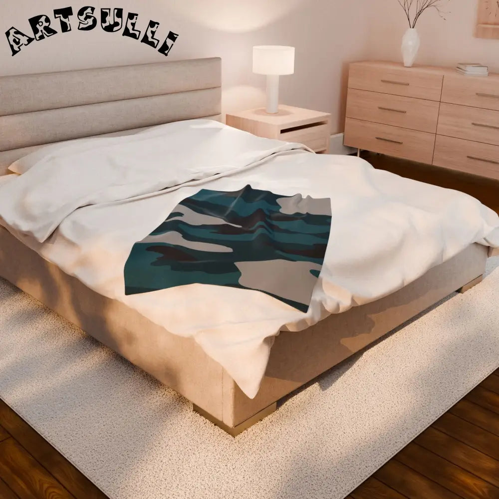 JAKKOUTTHEBXX Blue Camouflage Velveteen Plush Blanket JAKKOUTTHEBXX