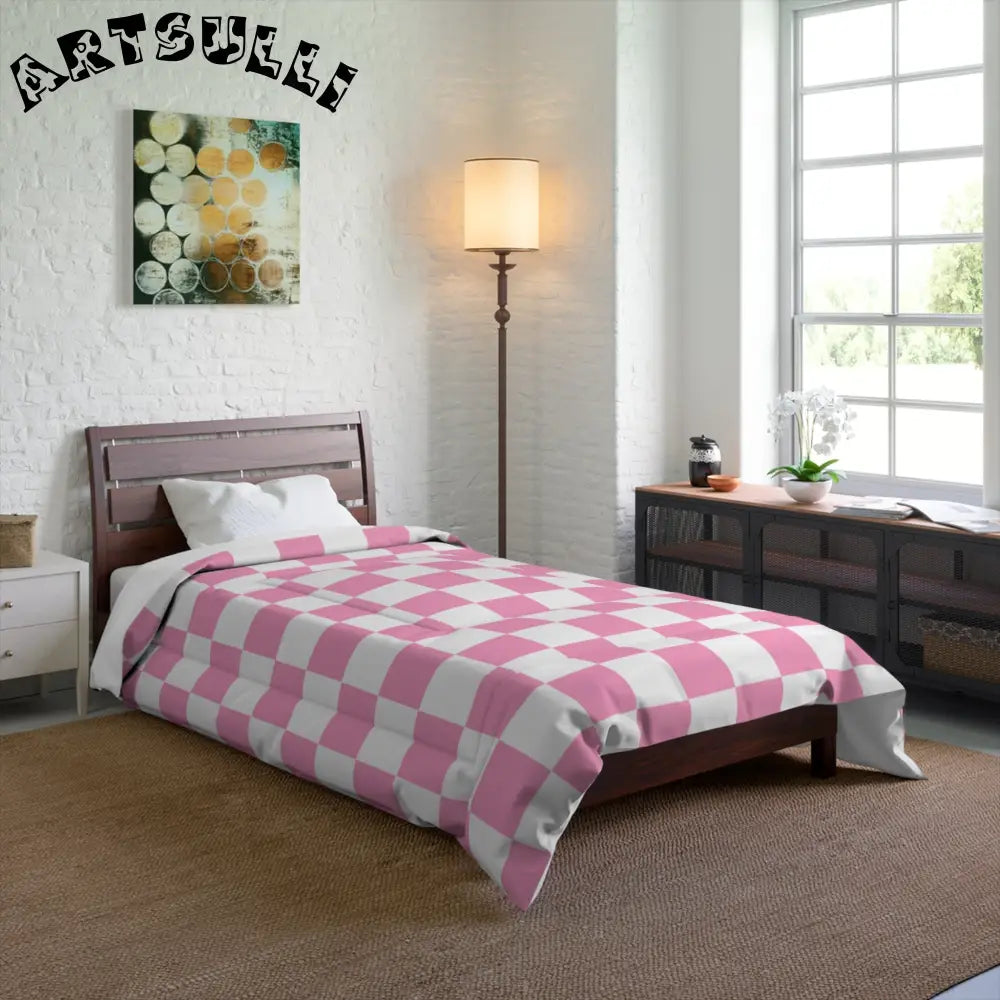 JAKKOUTTHEBXX Checkerboard Hot Pink and White Comforter