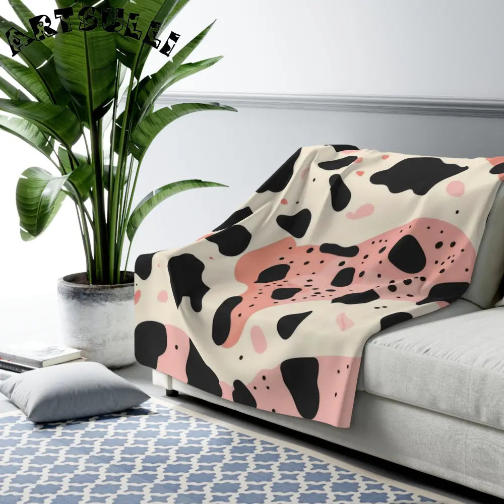 JAKKOUTTHEBXX Pink Cow Print Cozy Fleece Blanket 2025