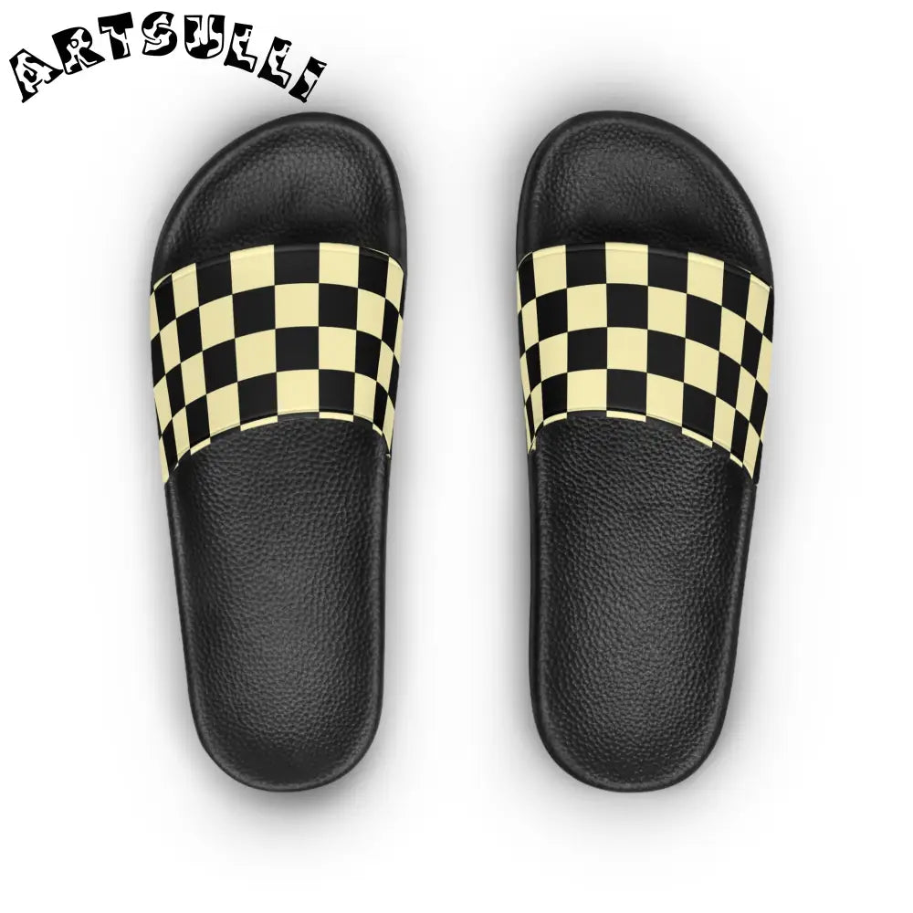JAKKOUTTHEBXX Short Punchy Checkerboard Black and Yellow Women’s