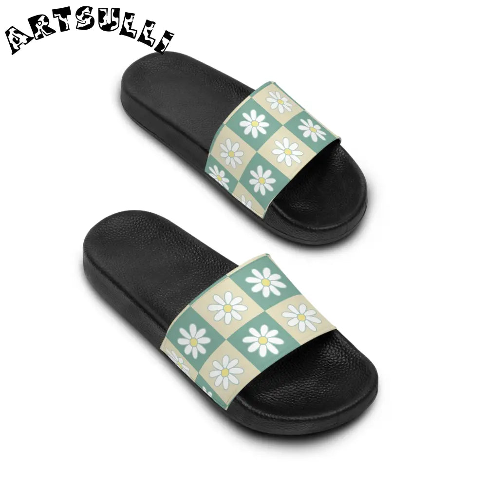 JAKKOUTTHEBXX Retro Daisy Checkerboard Green and Tan Women’s Slide