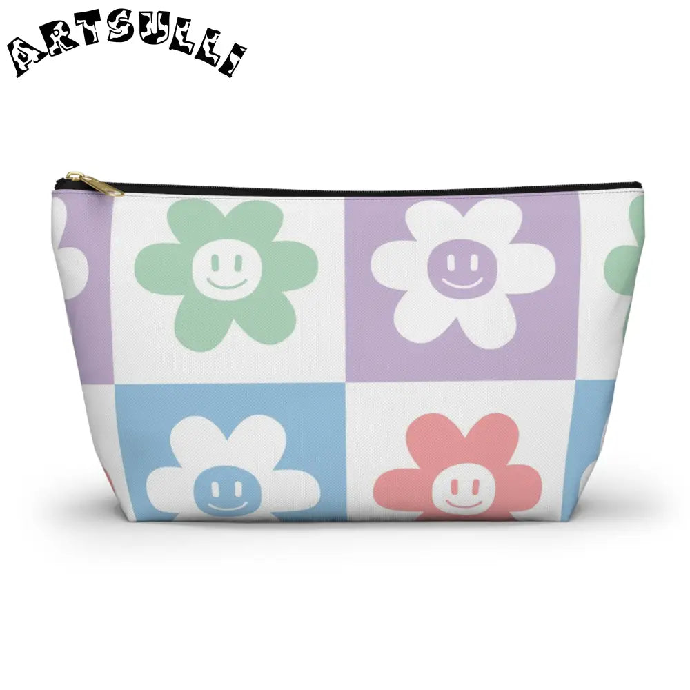 JAKKOUTTHEBXX Smiling Flower Checkerboard T-Bottom Pouch 2025