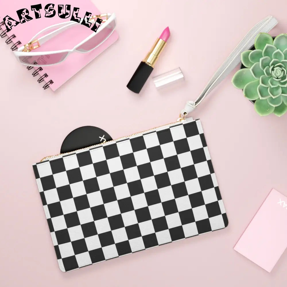 JAKKOUTTHEBXX Checkerboard White and Black Clutch Bag JAKKOUTTHEBXX