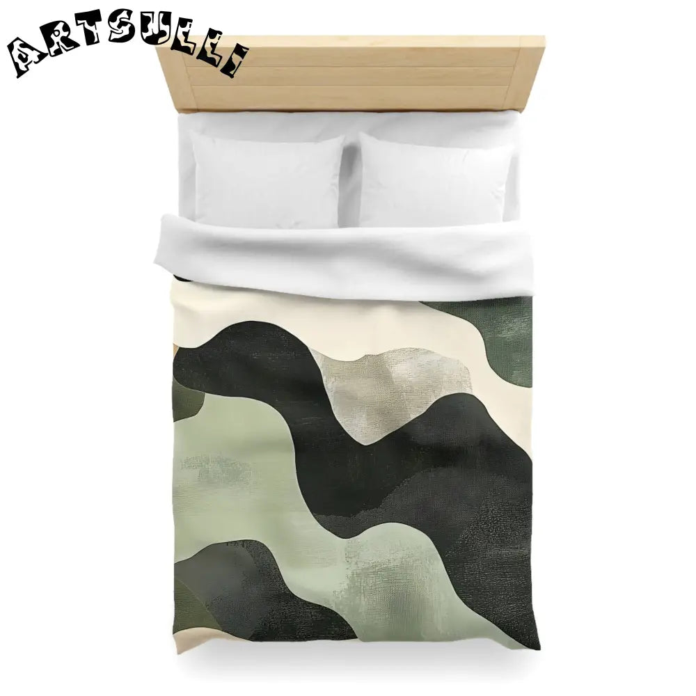 JAKKOUTTHEBXX Abstract Green Black Off White Wavy Pattern Duvet