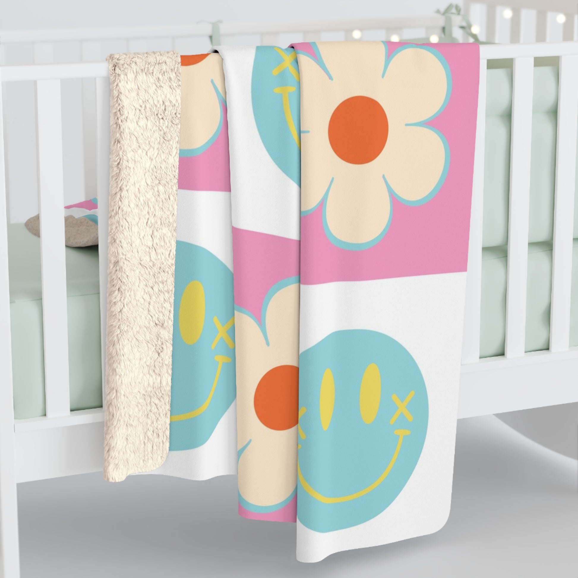 Madotsukis Grin Bloom Sherpa Fleece Blanket, Artsulli - Art is Long, Life is Short, Home Decor, , , , , , , 