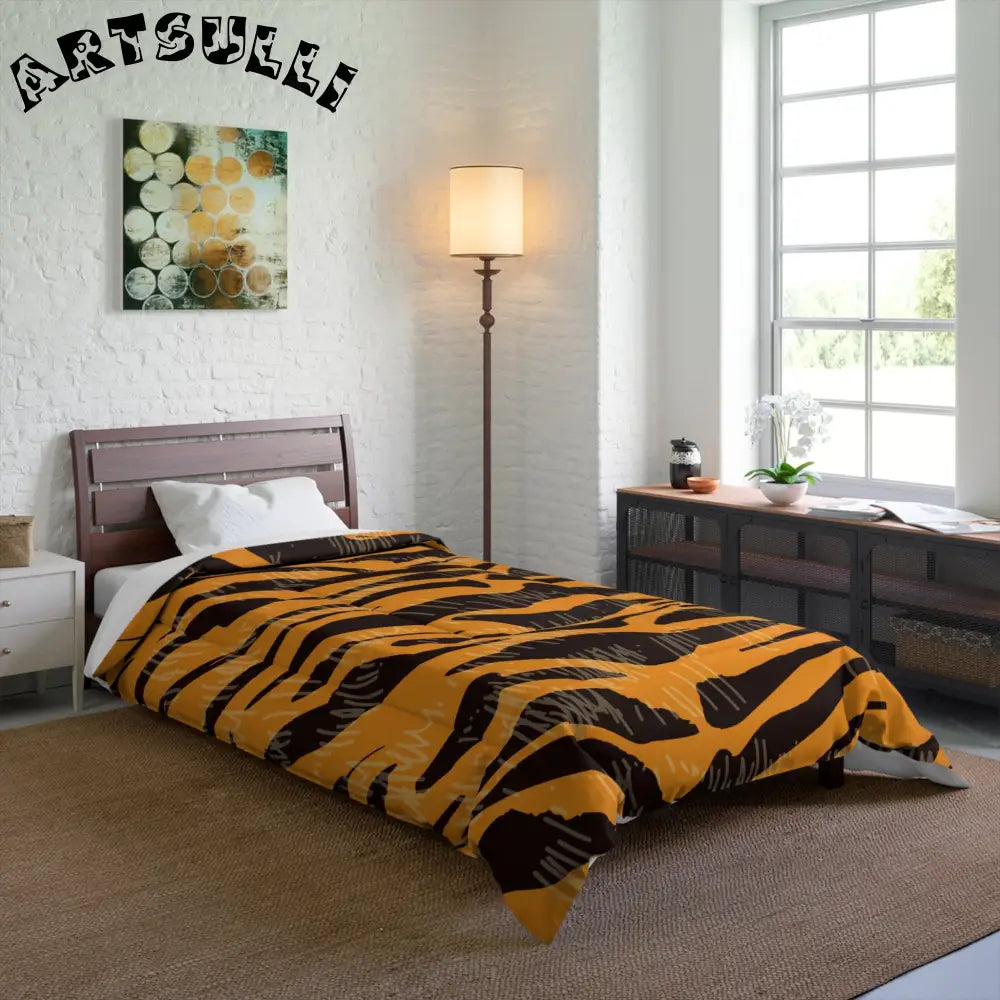 JAKKOUTTHEBXX Tiger Scratches Orange & Black Comforter JAKKOUTTHEBXX