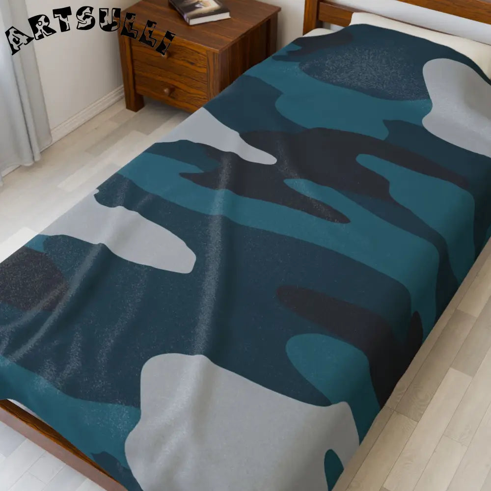 JAKKOUTTHEBXX Blue Camouflage Velveteen Plush Blanket JAKKOUTTHEBXX