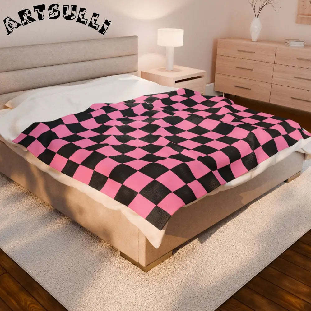 JAKKOUTTHEBXX Checkerboard Black and Pink Velveteen Plush Blanket
