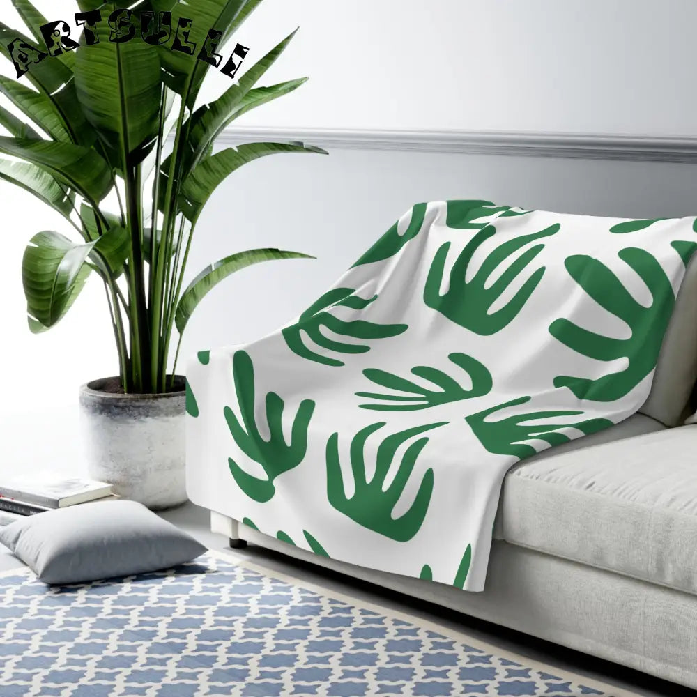 JAKKOUTTHEBXX Abstract Green Leaf Cozy Fleece Blanket 2025