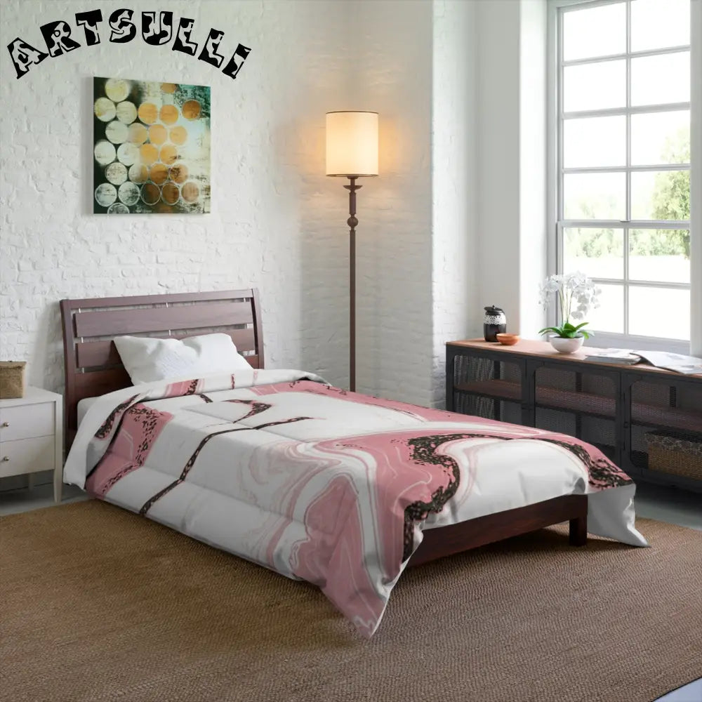JAKKOUTTHEBXX Pink and White Marble Comforter 2025