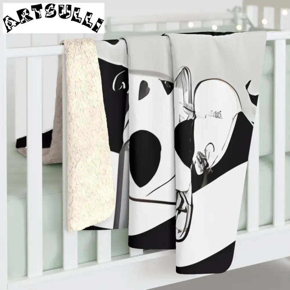 JAKKOUTTHEBXX Cozy Fleece Blanket with Black and White Cow Pattern 2025