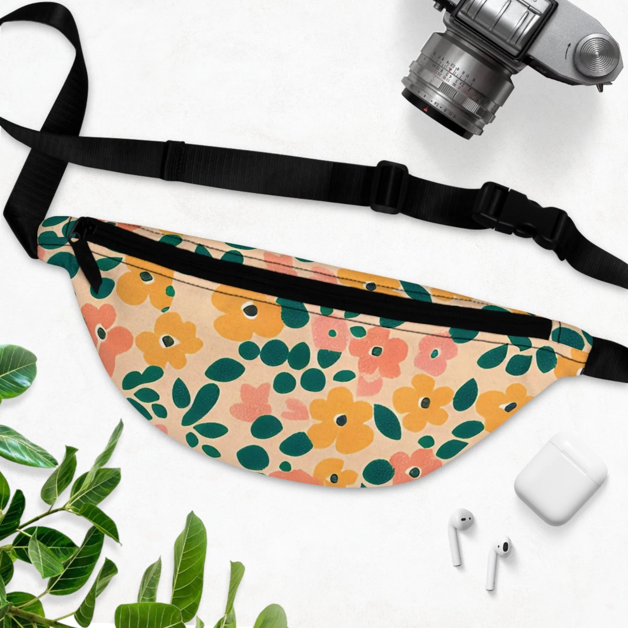JAKKOUTTHEBXX Floral Patterned Fanny Pack 2025