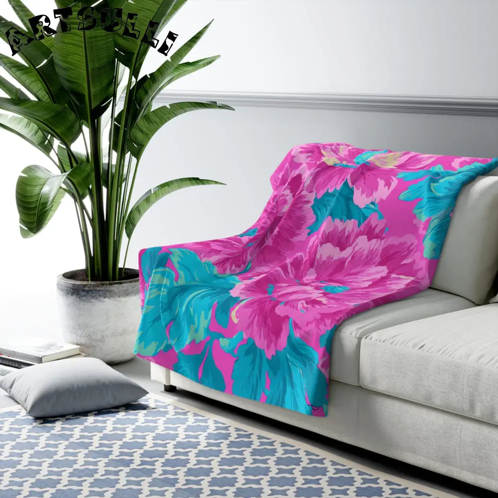 JAKKOUTTHEBXX Fuchsia and Teal Floral Cozy Fleece Blanket 2025