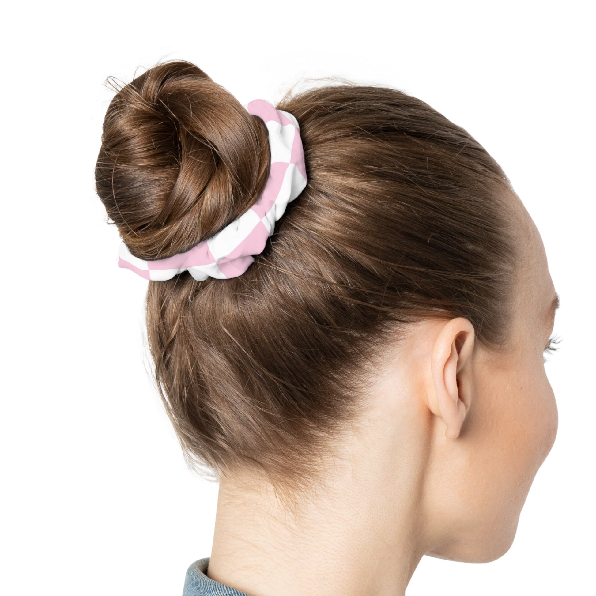 JAKKOUTTHEBXX Pink and White Checkered Scrunchie 2025