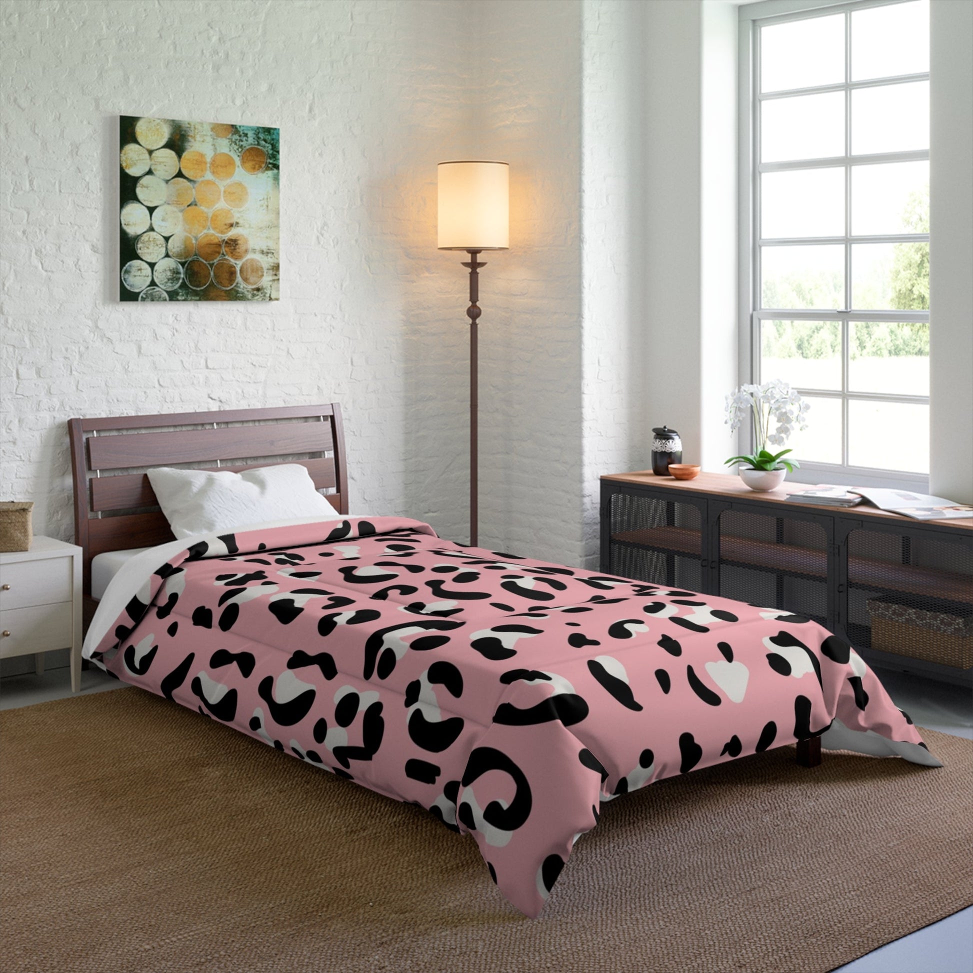 JAKKOUTTHEBXX Pink Leopard Print Comforter 2025