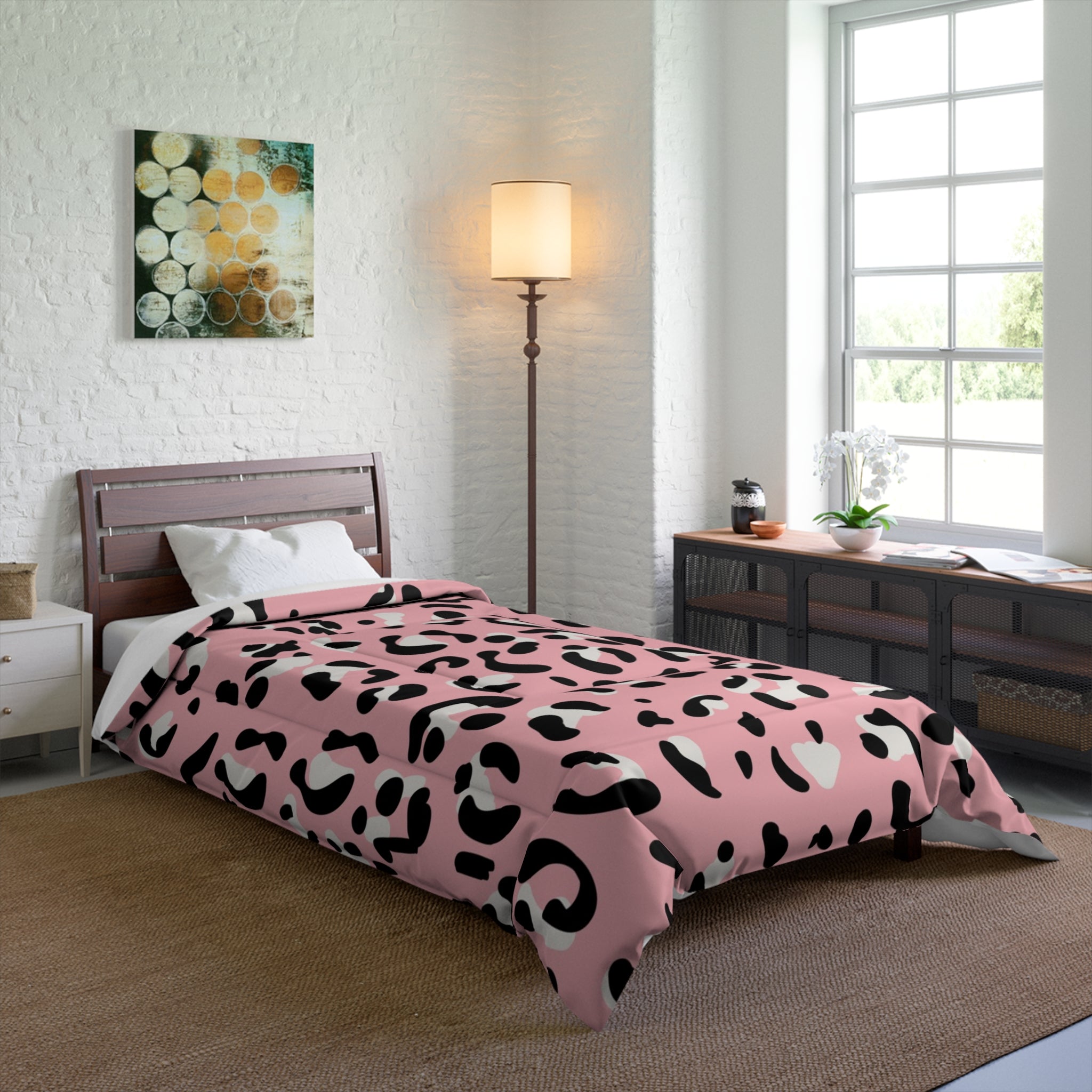 JAKKOUTTHEBXX Pink Leopard Print Comforter 2025