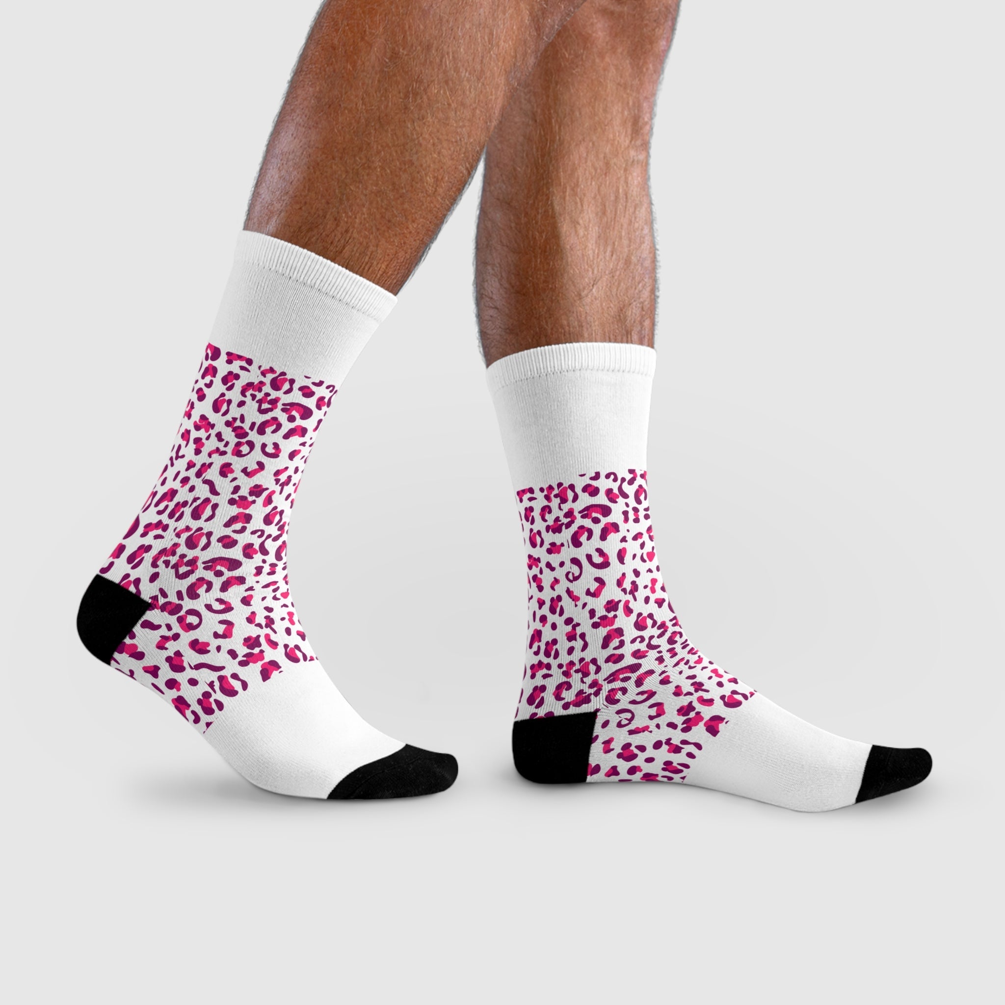 JAKKOUTTHEBXX Pink Leopard Print Sublimation Crew Socks 2025