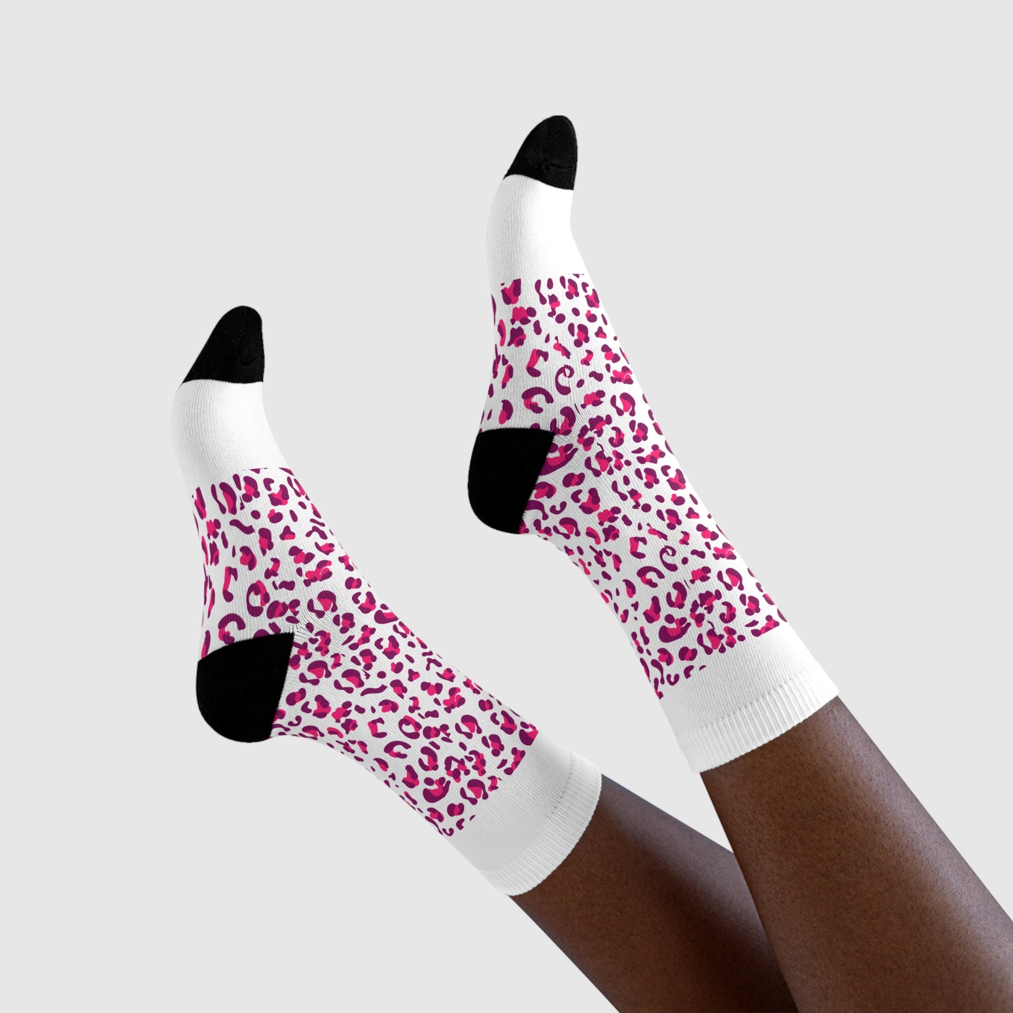 JAKKOUTTHEBXX Pink Leopard Print Sublimation Crew Socks 2025